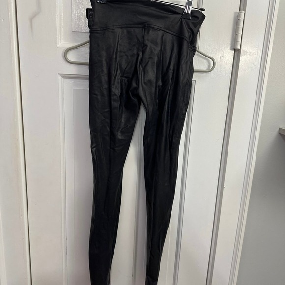 Spanx black  leggings size XS - Picture 3 of 3
